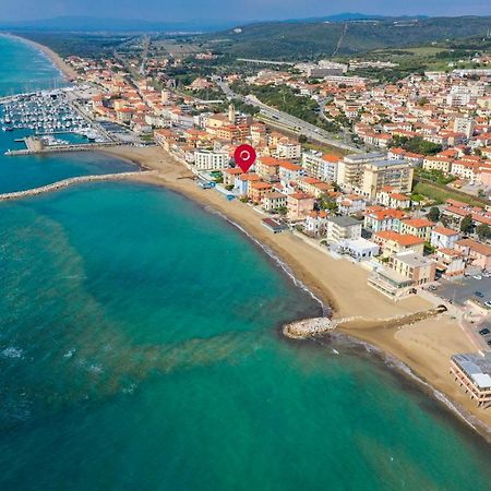 Villa Lilla Sulla Spiaggia Di San Vincenzo Luxury Exterior foto