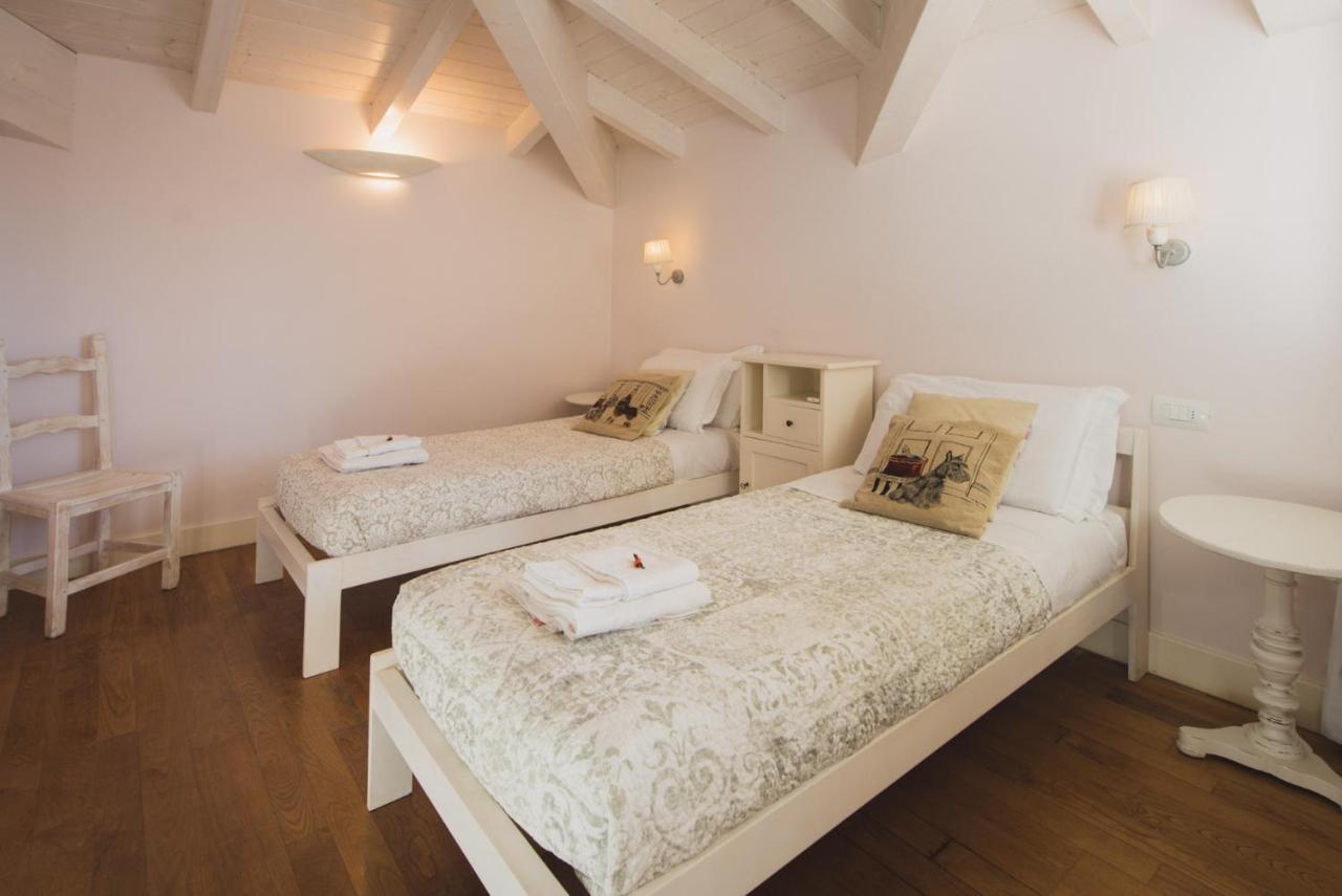Villa Lilla Sulla Spiaggia Di San Vincenzo Luxury Exterior foto